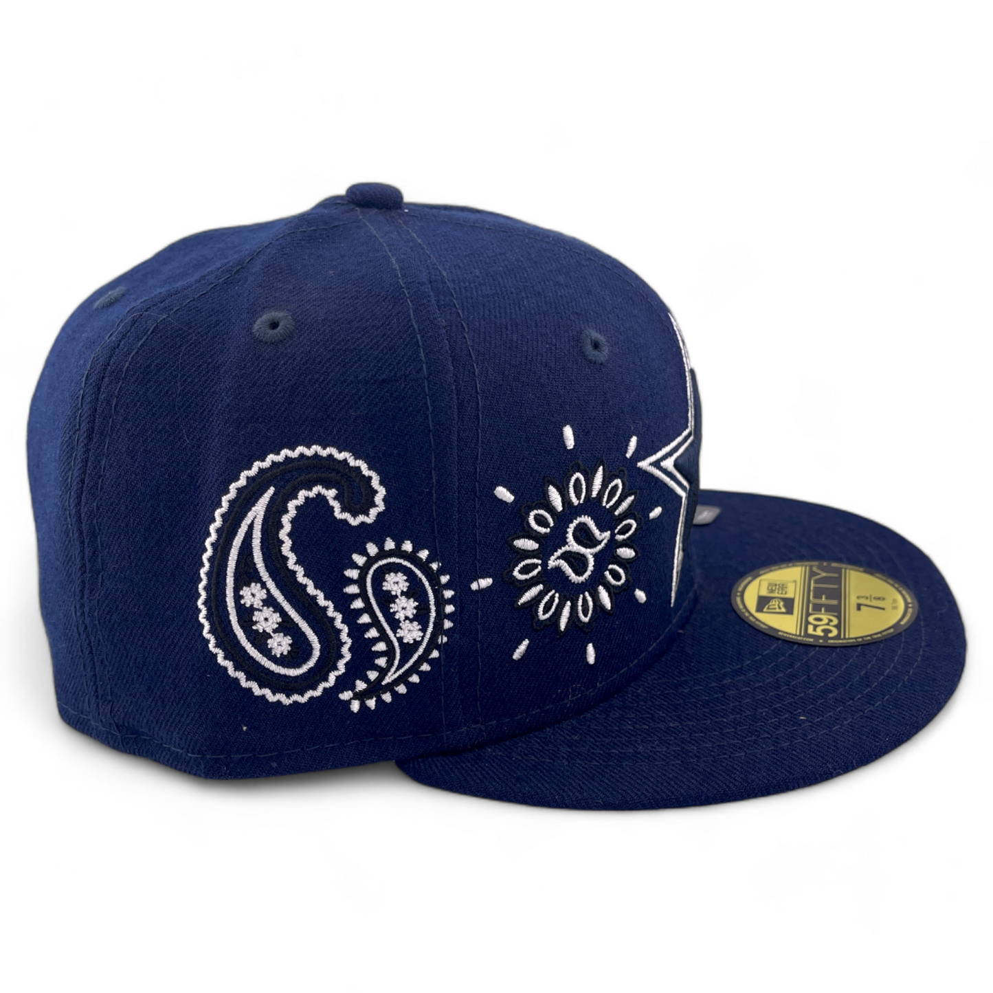 New Era Dallas Cowboys NFL QT Q2 Paisley Embroidery Patch 59FIFTY Fitted Hat Cap