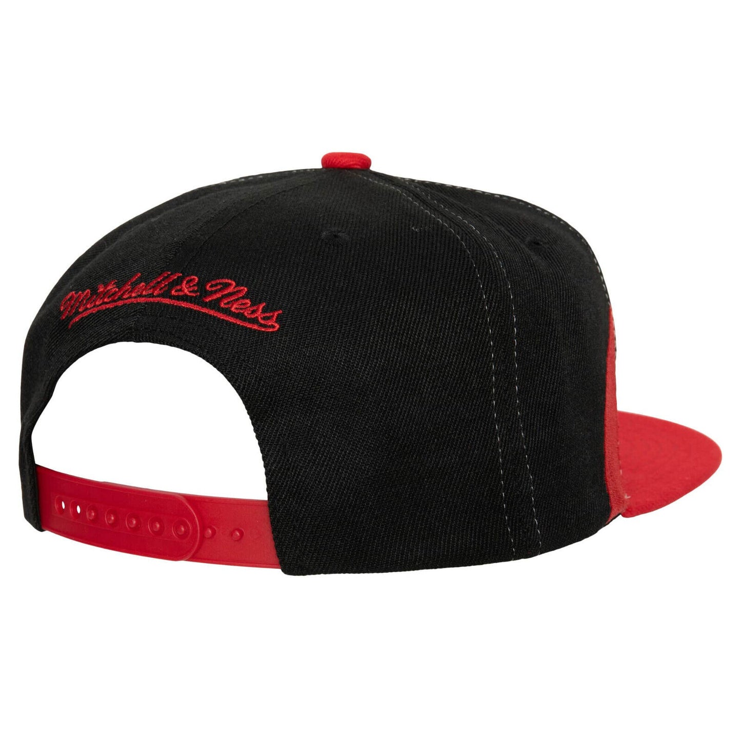 Mitchell & Ness Chicago Bulls NBA Sharktooth HWC Red/Black/Green UV Snapback Hat