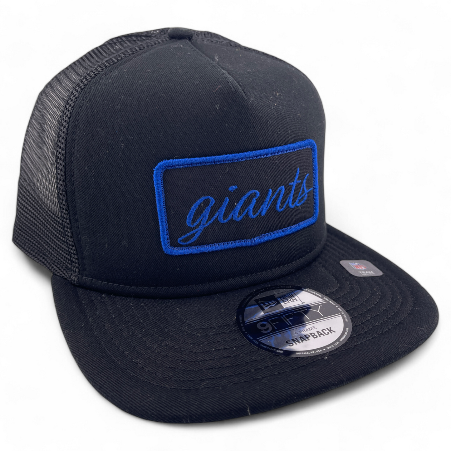New Era New York Giants NFL Black Forum 9Fifty Mesh Back Trucker Snapback Hat