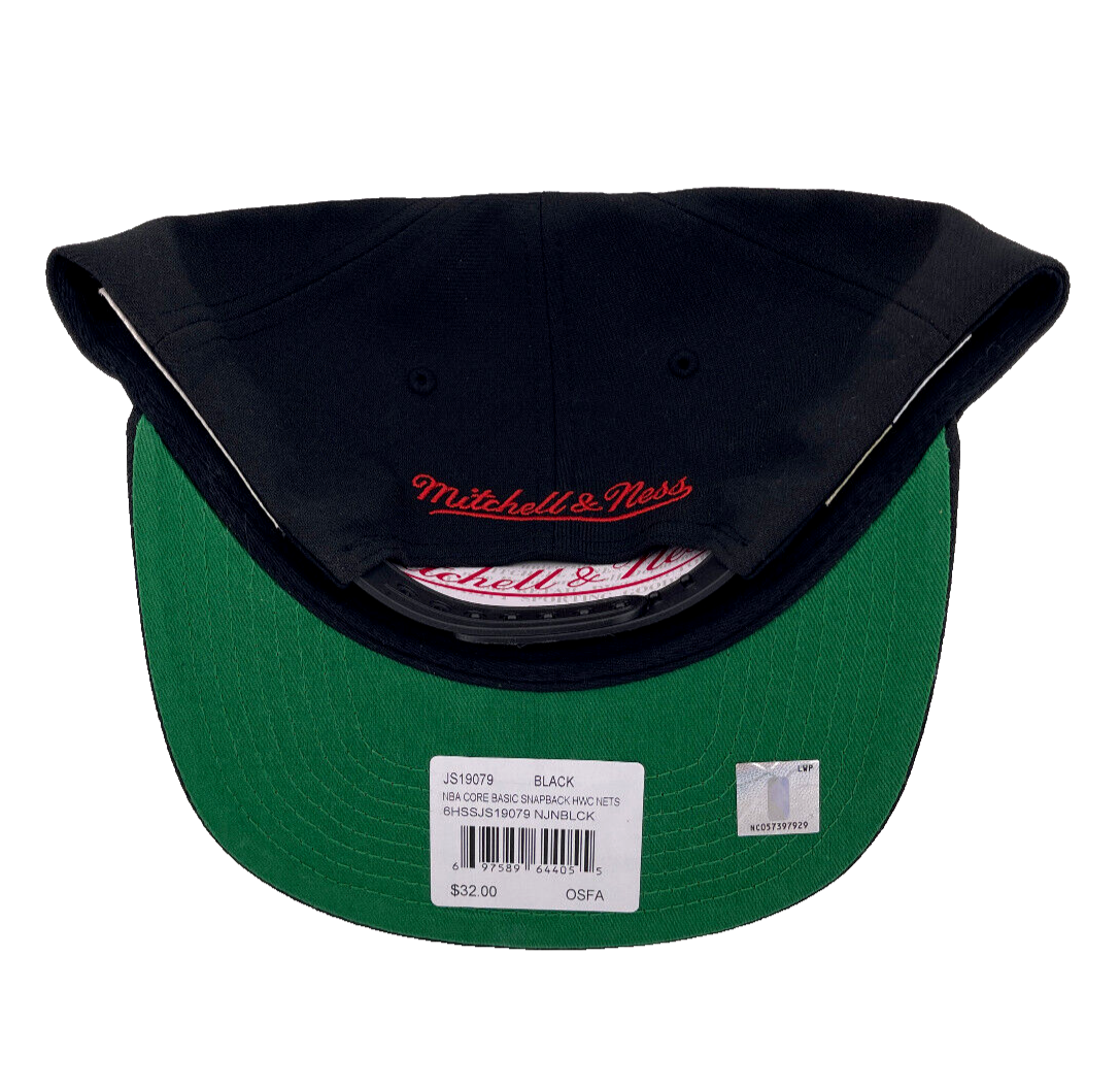 Mitchell & Ness Brooklyn Nets NBA HWC Core Basic Black/Green UV Snapback Hat