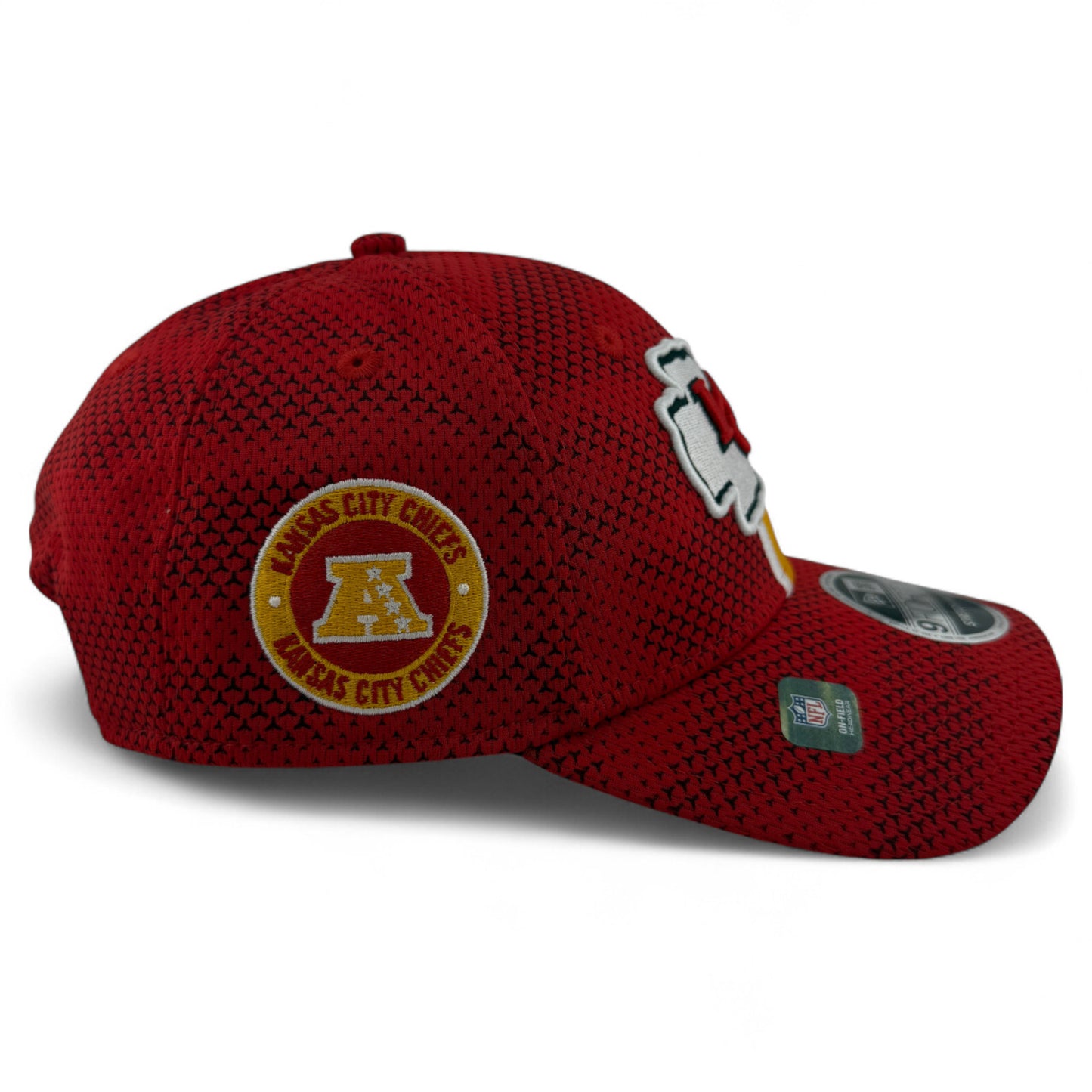 New Era Kansas City Chiefs 2024 Sideline 9Forty Stretch Adjustable Snapback Hat