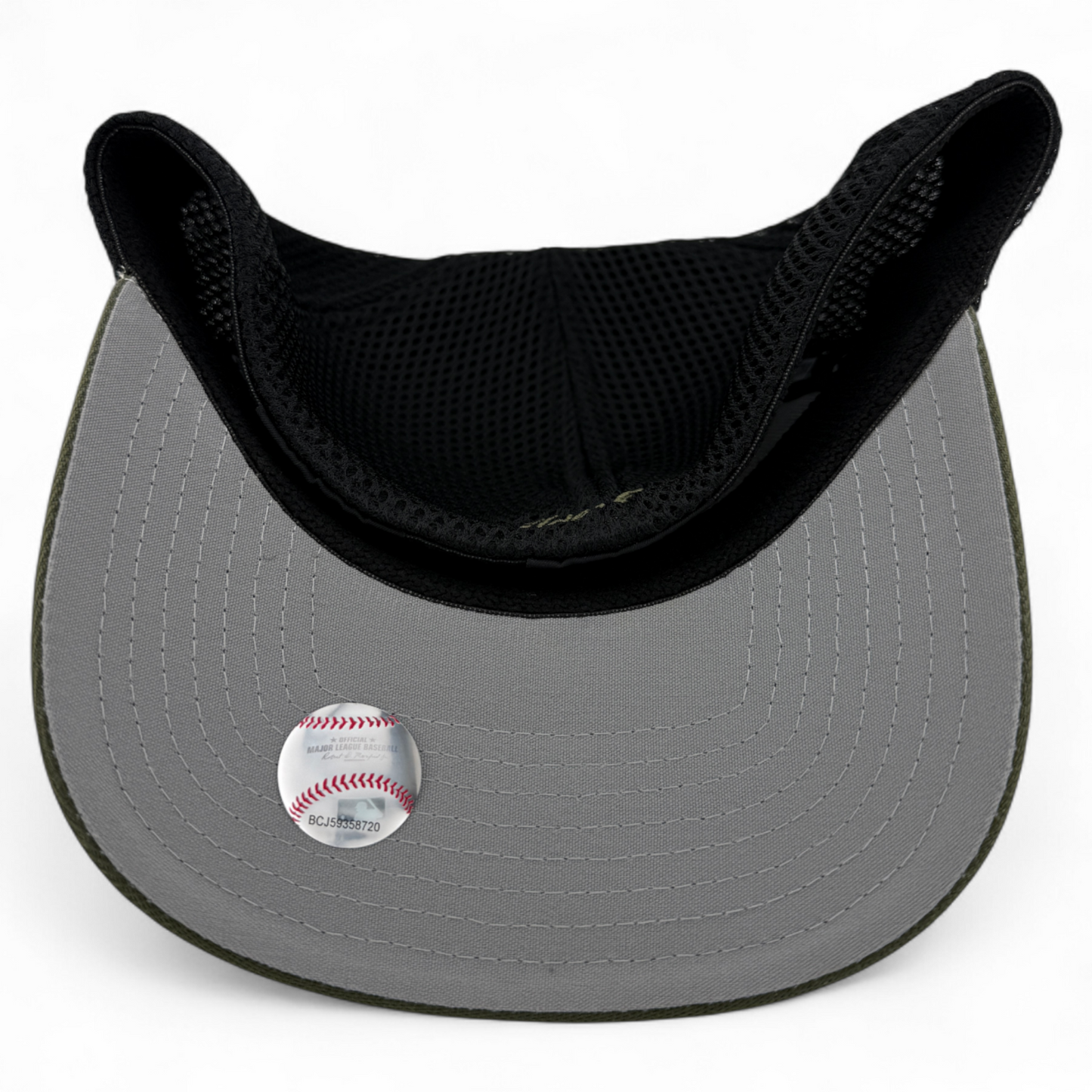New Era New York Yankees MLB Olive/Black Neo Mesh 39Thirty Flex Fit Hat Cap