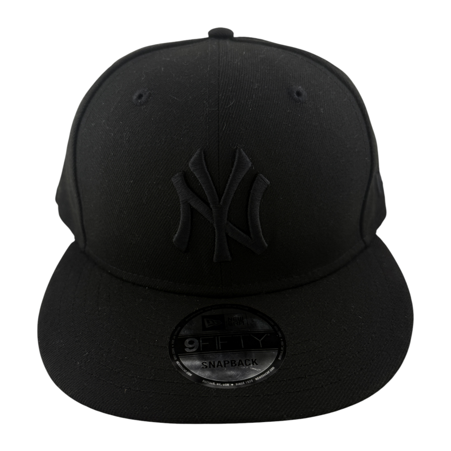 New Era New York Yankees MLB All Blacked Out 9FIFTY A-Frame Snapback Adjustable