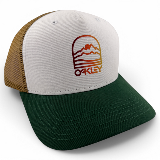 NWT Oakley Gradient Mountain Cream/Green Mesh Back Adjustable Snapback Hat Cap