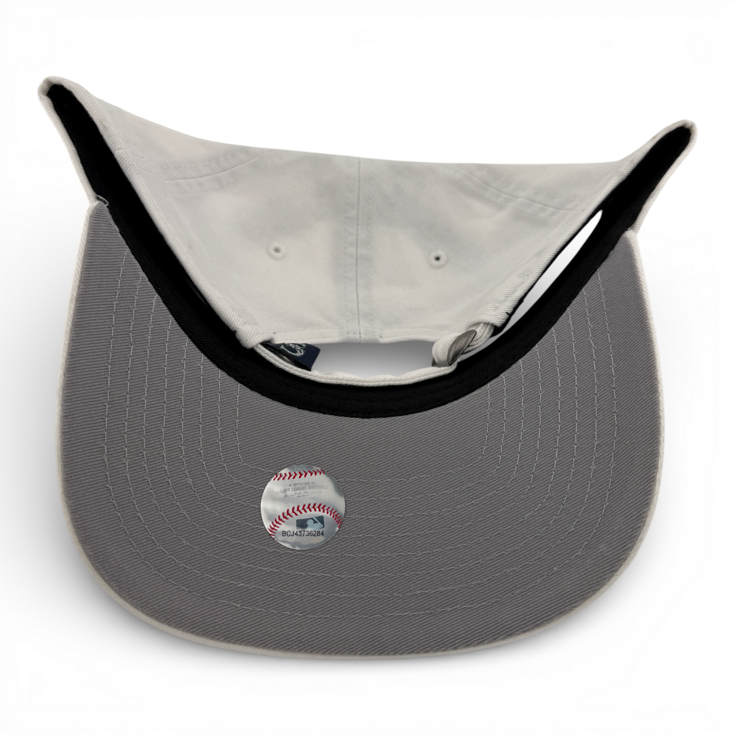New Era Seattle Mariners MLB Court Sport White 9Twenty Adjustable Dad Hat Cap