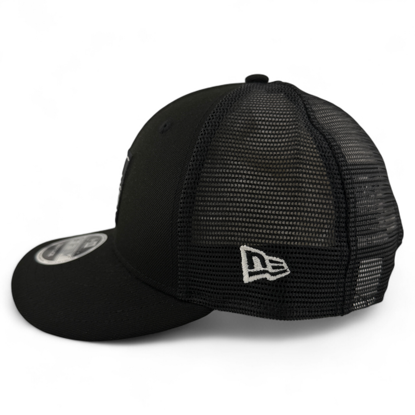 New Era Chicago White Sox MLB Labeled Logo 9Fifty Low Profile Trucker Snapback