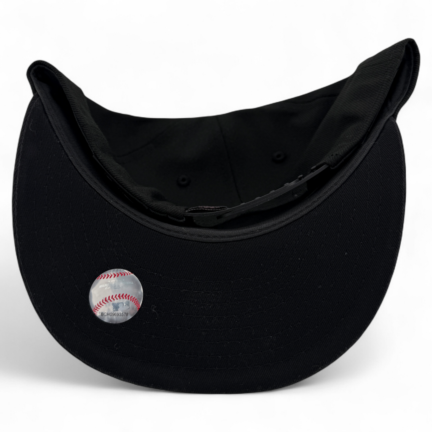 New Era New York Yankees MLB Pink Drip Paint 9FIFTY Snapback Adjustable Hat Cap