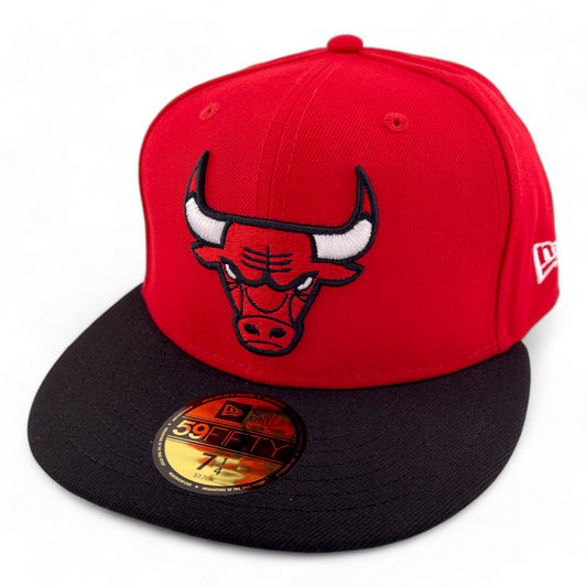 New Era Chicago Bulls NBA Basics Red/Black UV Bull Logo 59Fifty Fitted Hat Cap