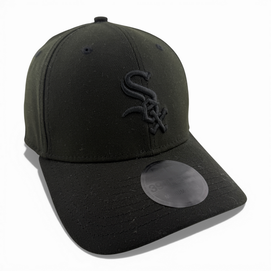 New Era Chicago White Sox MLB All Blackout Blacked Out 39Thirty Flex Fit Hat Cap