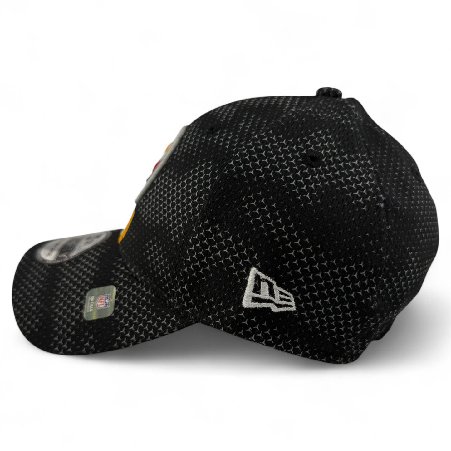 New Era Pittsburgh Steelers NFL 2024 Sideline 39Thirty Flex Fit Hat Cap
