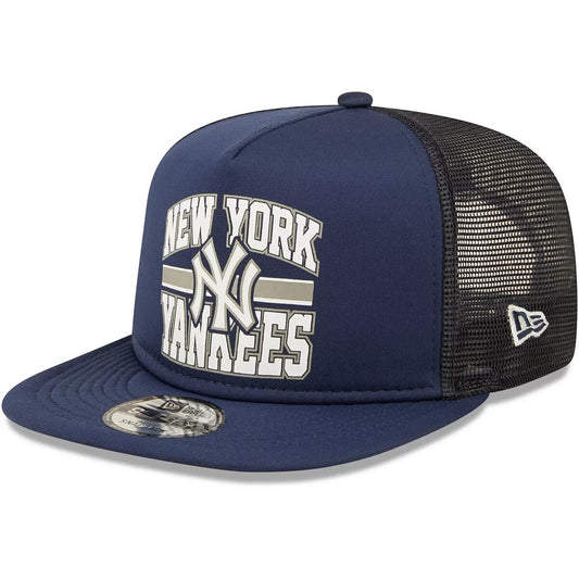 New Era New York Yankees MLB 2022 Logo Navy Blue 9FIFTY Trucker Snapback Hat Cap