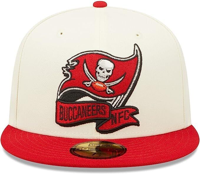 New Era Tampa Bay Buccaneers 2022 Sideline NFL Cream 59FIFTY Fitted Hat Cap