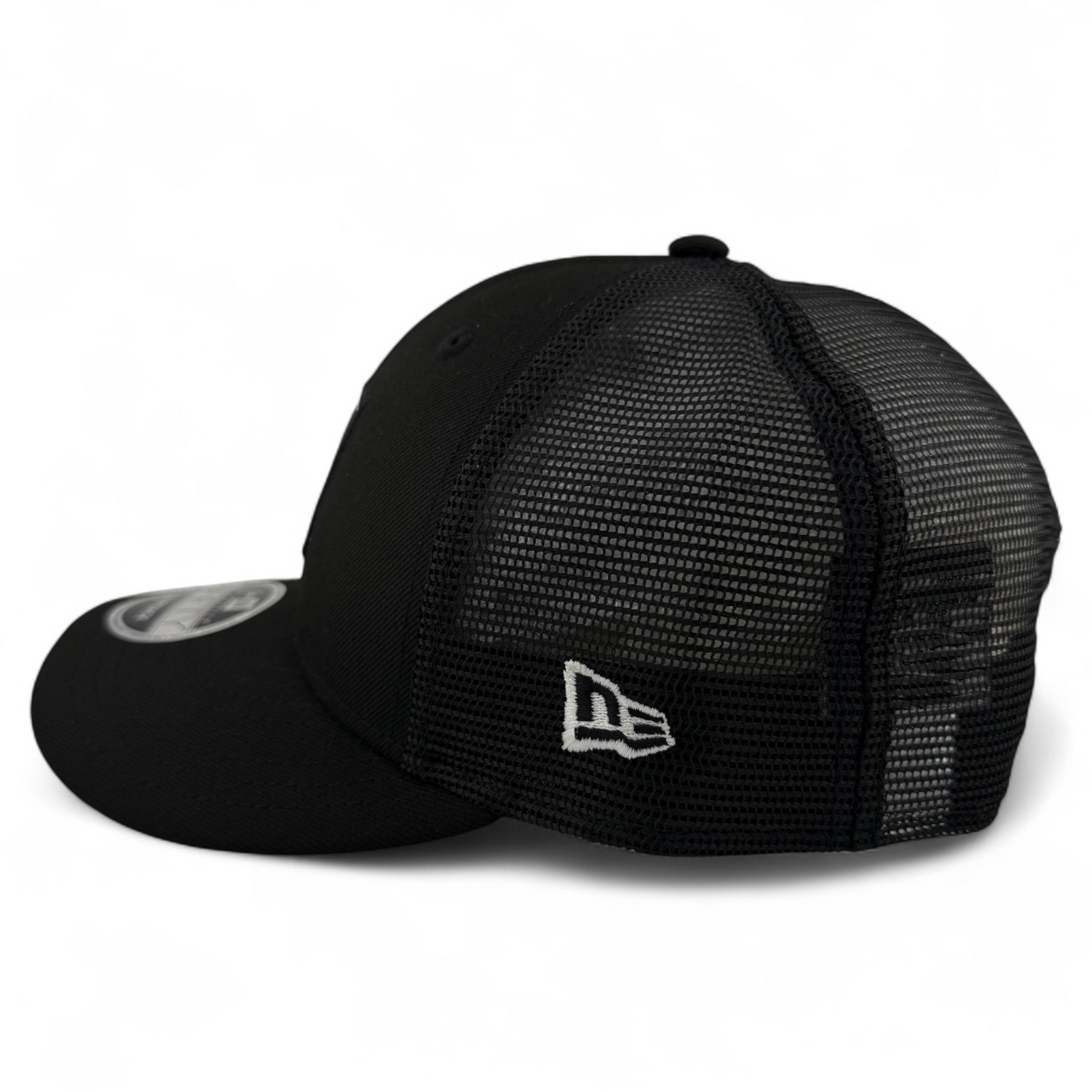 New Era Chicago Cubs MLB Labeled Logo 9Fifty Low Profile Trucker Snapback Hat