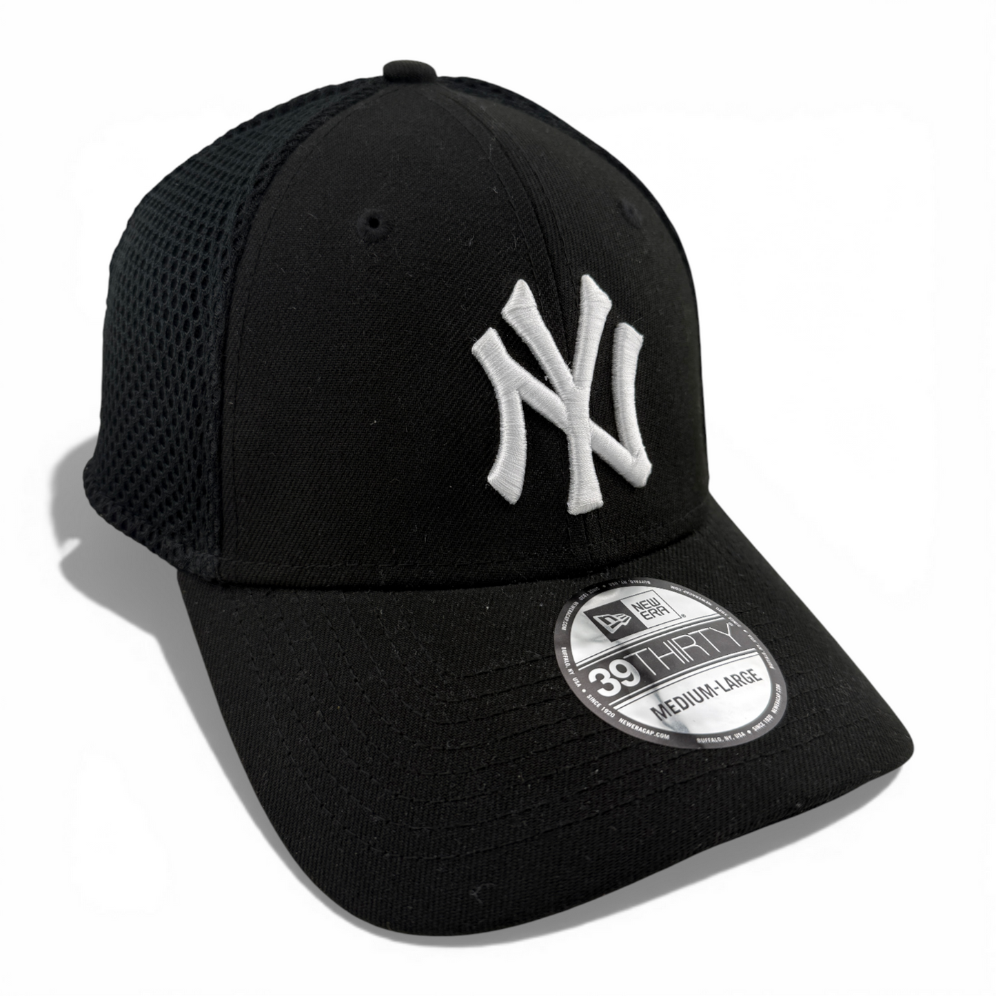 New Era New York Yankees MLB Black White Logo Neo Mesh 39Thirty Flex Fit Hat Cap