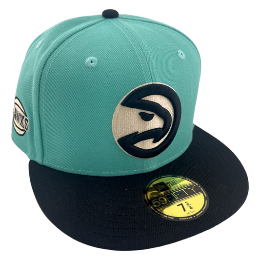 New Era Atlanta Hawks Side Patch NBA Teal/Chrome Silver UV 59Fifty Fitted Hat