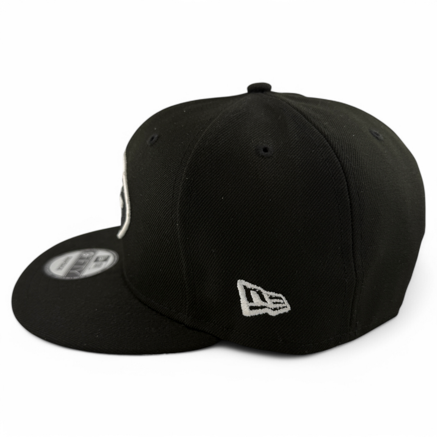 New Era New York Giants NFL Black/White Logo 9Fifty Snapback Adjustable Hat Cap