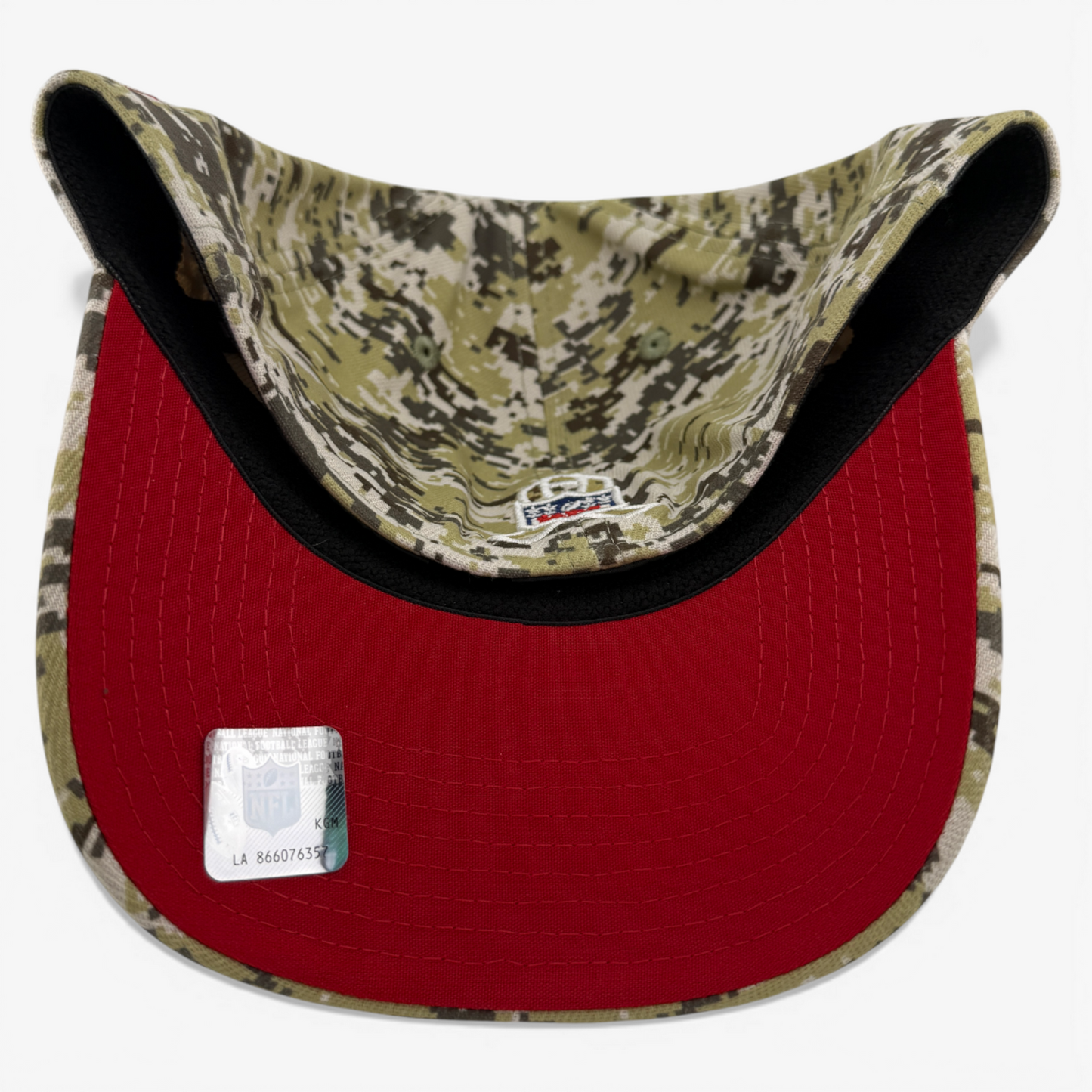New Era Tampa Bay Buccaneers 2023 Salute to Service Camo NFL 39Thirty Flex Fit