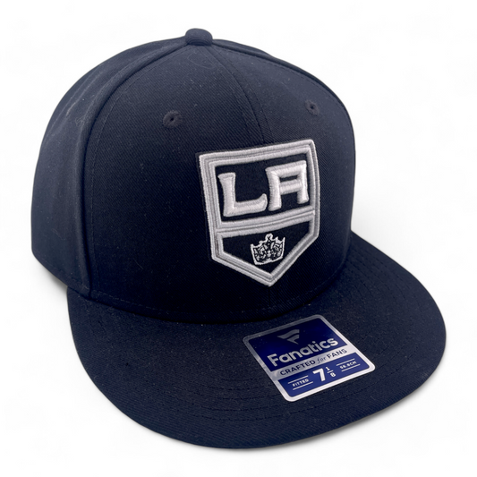 Fanatics Los Angeles Kings NHL Hockey Black Core Primary Logo Fitted Hat Cap