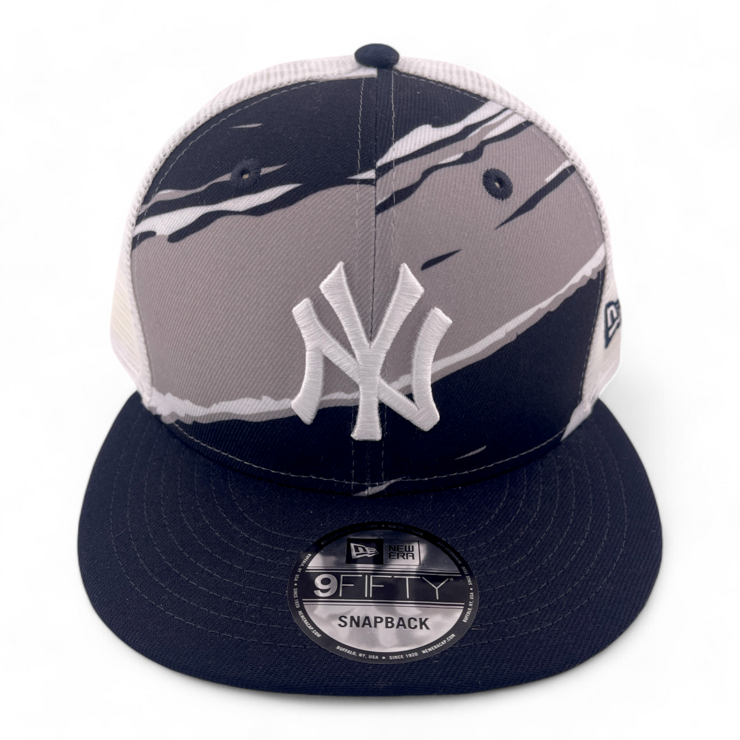 New Era New York Yankees MLB Tear Trucker 9FIFTY Mesh Back Snapback Hat Cap