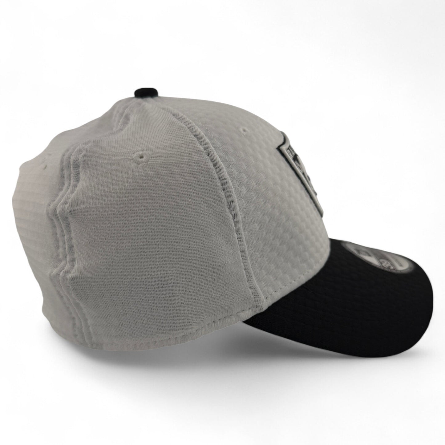 New Era Las Vegas Raiders NFL 2024 Training Camp 39Thirty Flex Fit Hat Cap