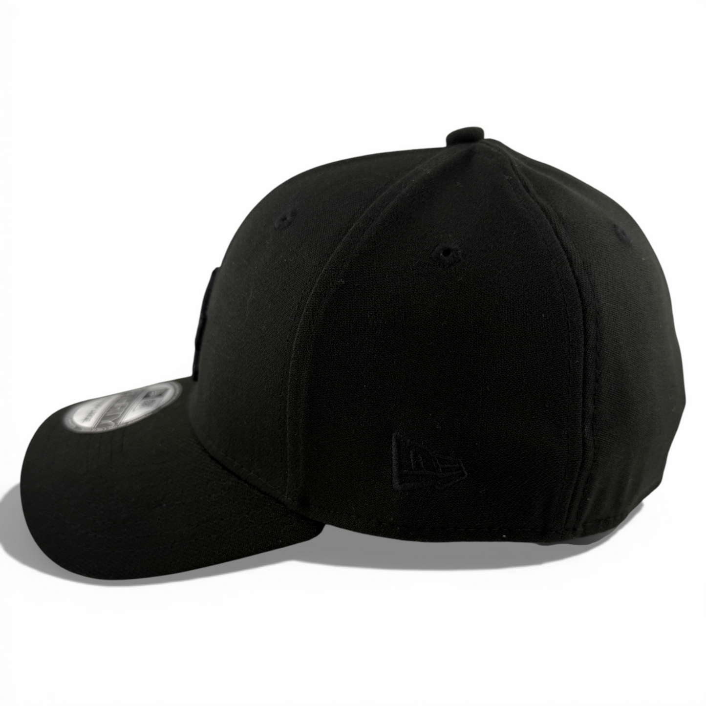 New Era Los Angeles Dodgers MLB All Blackout Blacked Out 39Thirty Flex Fit Hat