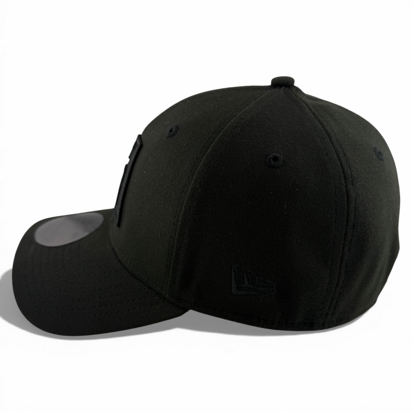 New Era Arizona Diamondbacks MLB All Blackout Blacked Out 39Thirty Flex Fit Hat