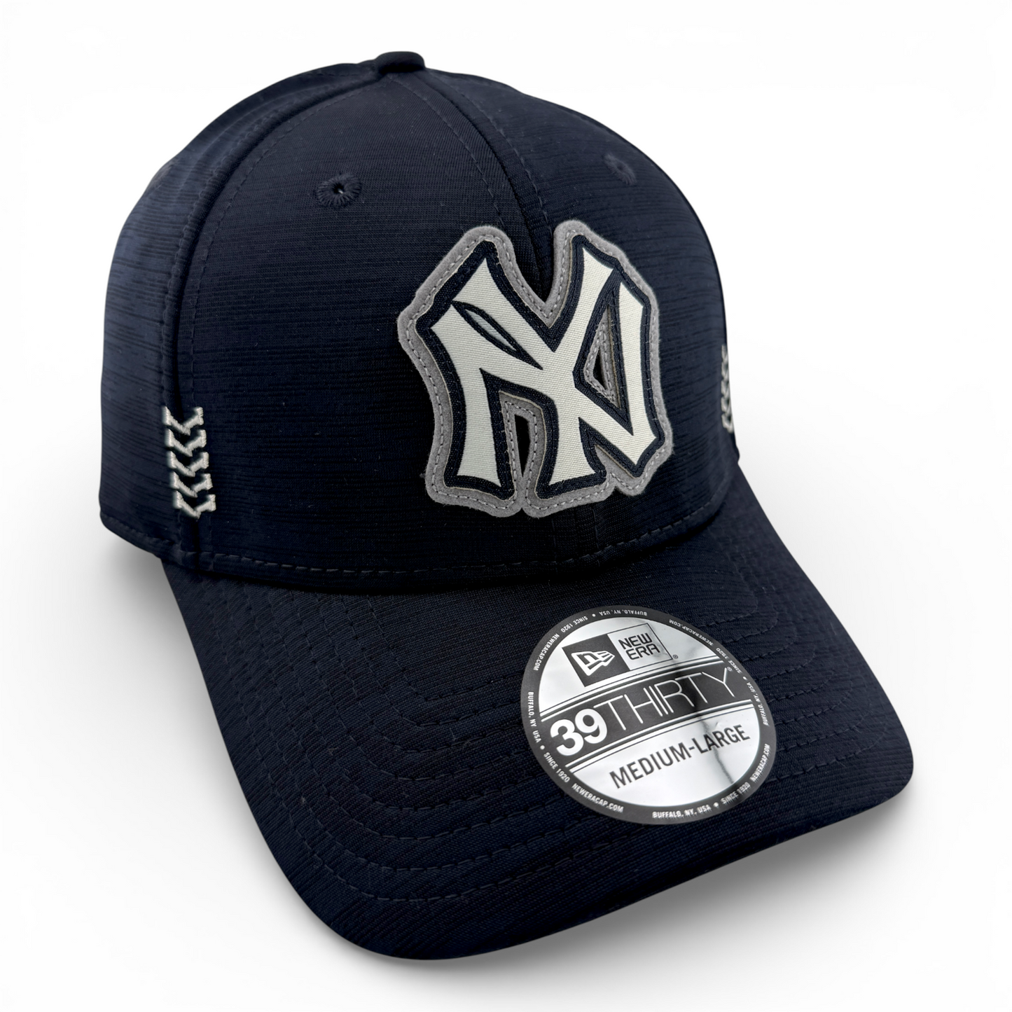 New Era New York Yankees MLB 2024 Clubhouse Sport 39Thirty Flex Fit Hat Cap