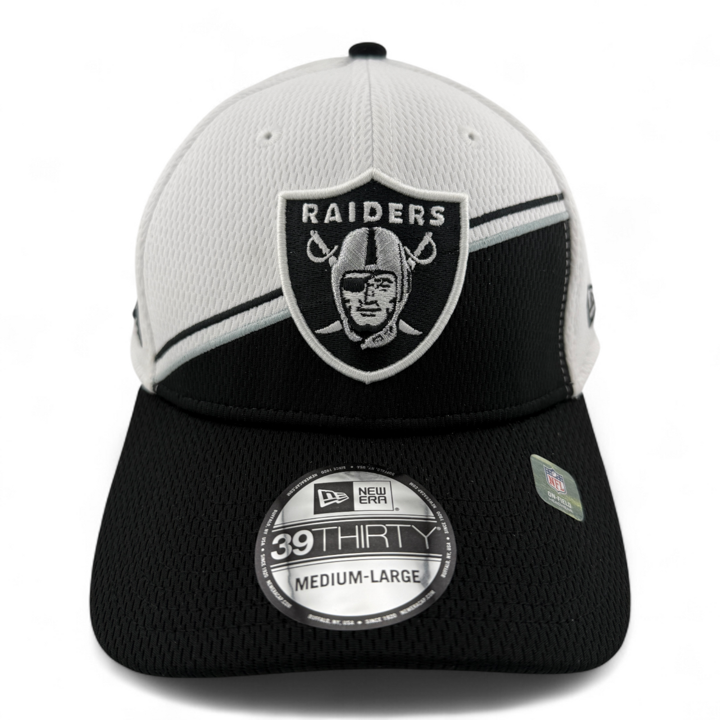 New Era Las Vegas Raiders NFL 2023 Sideline White Neo 39Thirty Flex Fit Hat Cap