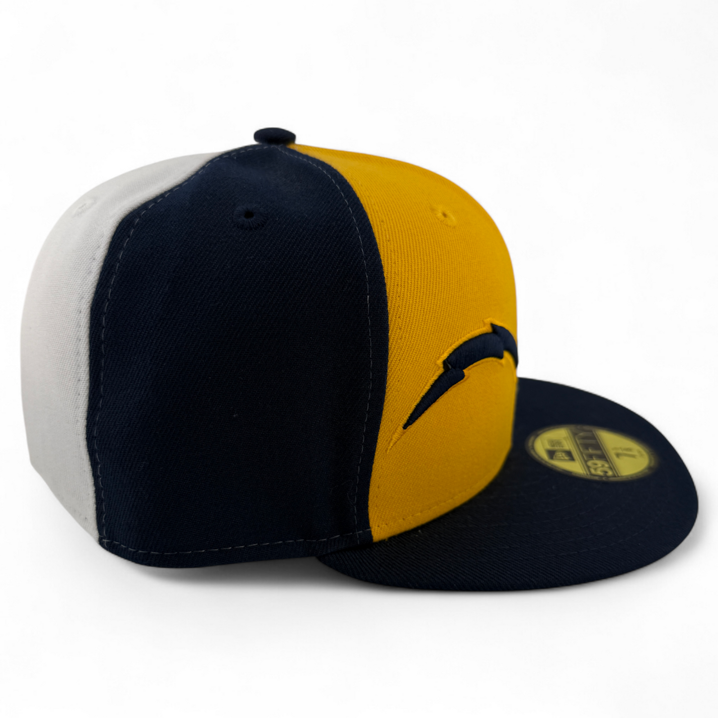 New Era Los Angeles Chargers NFL 2023 Sideline Split Logo 59FIFTY Fitted Hat Cap
