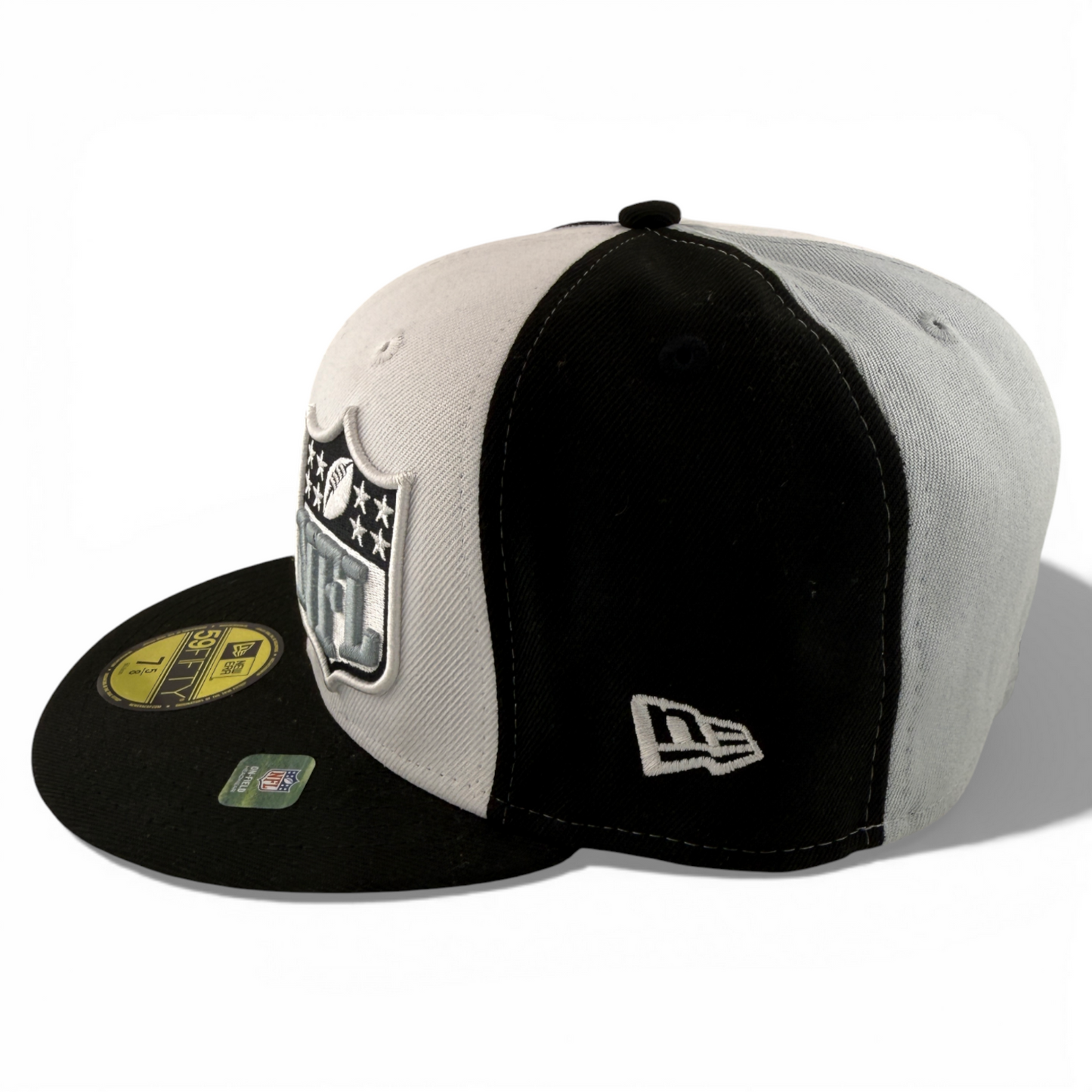 New Era Las Vegas Raiders NFL 2023 Sideline Split Logo 59FIFTY Fitted Hat Cap