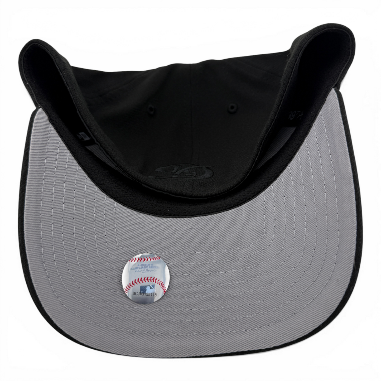 New Era Los Angeles Dodgers MLB All Blackout City Connect 39Thirty Flex Fit Hat