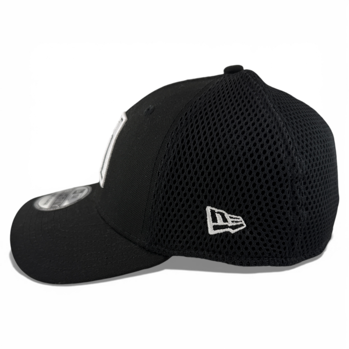 New Era Arizona Diamondbacks MLB Black White Logo Neo Mesh 39Thirty Flex Fit Hat