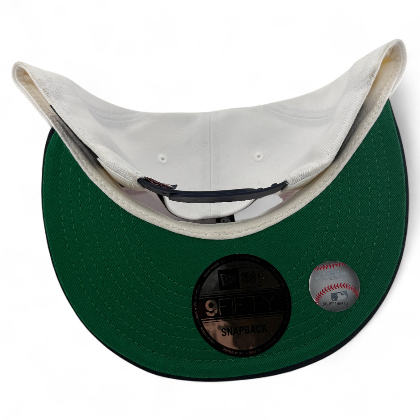 New Era New York Yankees MLB Giant Oversized Logo 9FIFTY Snapback Adjustable Hat
