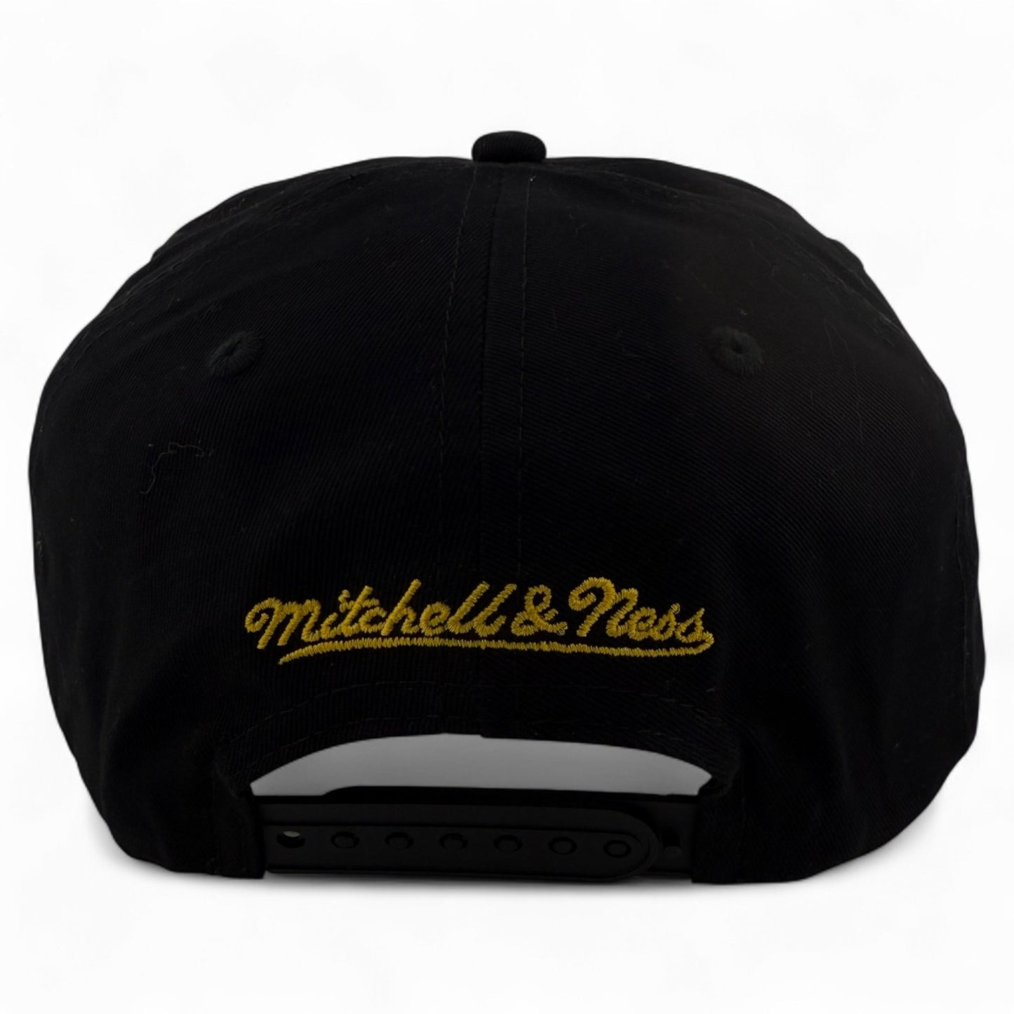 Mitchell & Ness Pittsburgh Pirates Script A-Frame Rope Golfer Caddy Fit Snapback