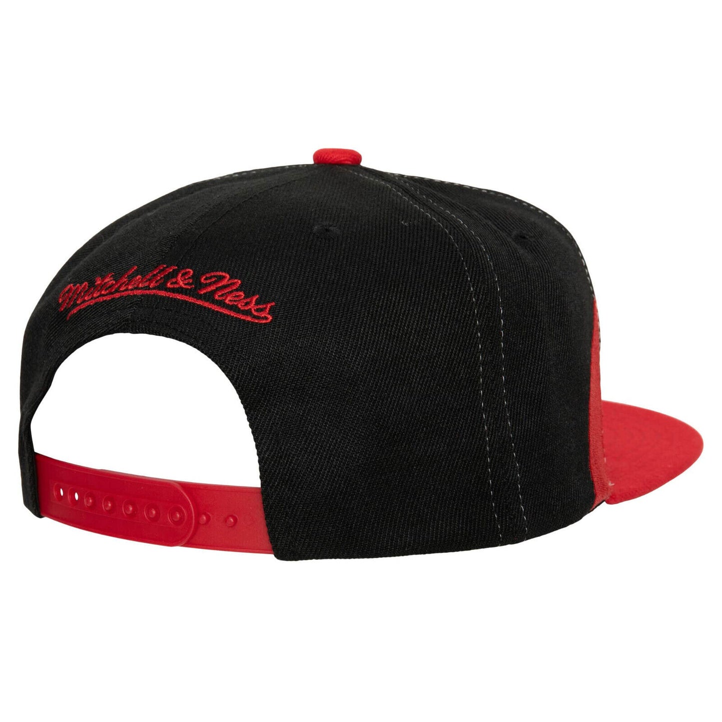 Mitchell & Ness Chicago Bulls NBA Sharktooth HWC Red/Black/Green UV Snapback Hat