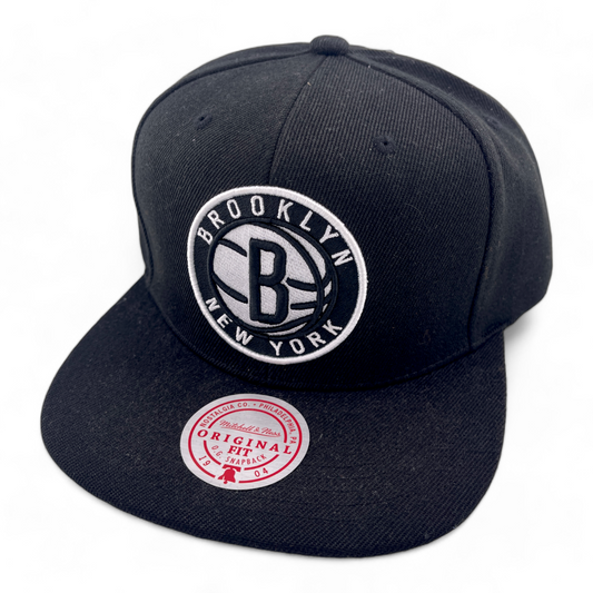 Mitchell & Ness Brooklyn Nets NBA HWC Core Basic Classic Logo Snapback Hat Cap