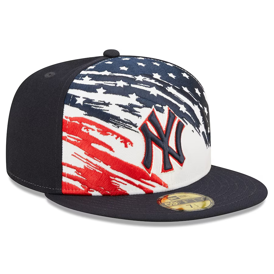 New Era New York Yankees 2022 4th of July Flag On-Field 59FIFTY Fitted Hat Cap