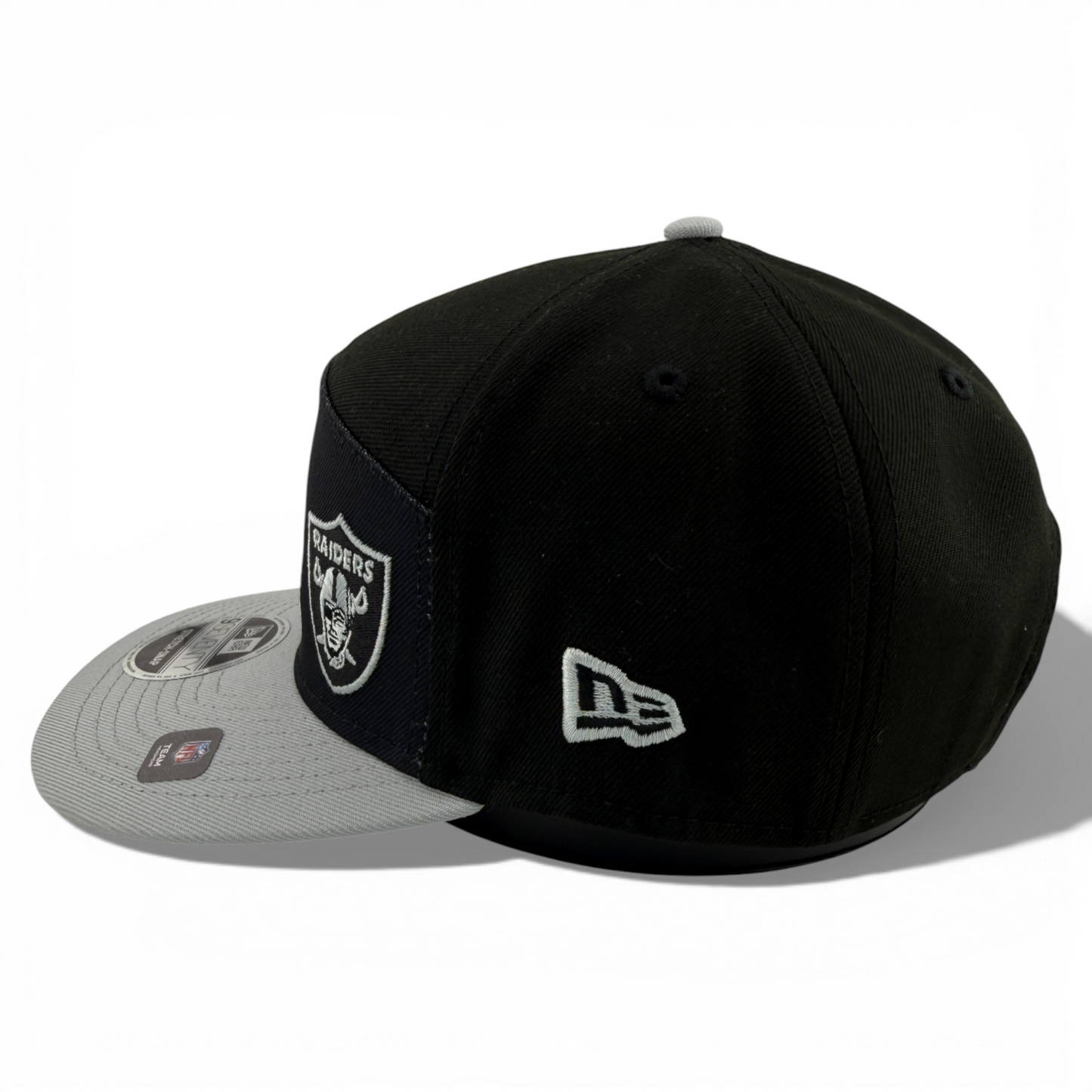 New Era Las Vegas Raiders NFL Retro 2Tone Fade 9Seventy Snapback Adjustable Hat