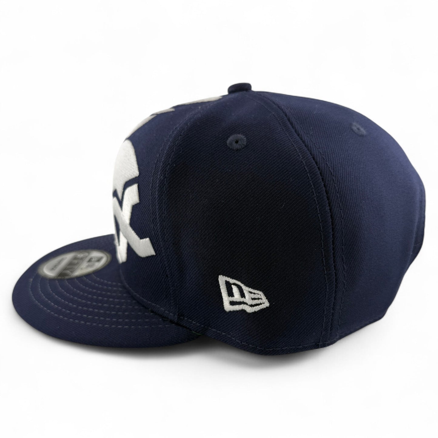 New Era Chicago White Sox MLB Giant Oversized Logo 9FIFTY Snapback Adjustable