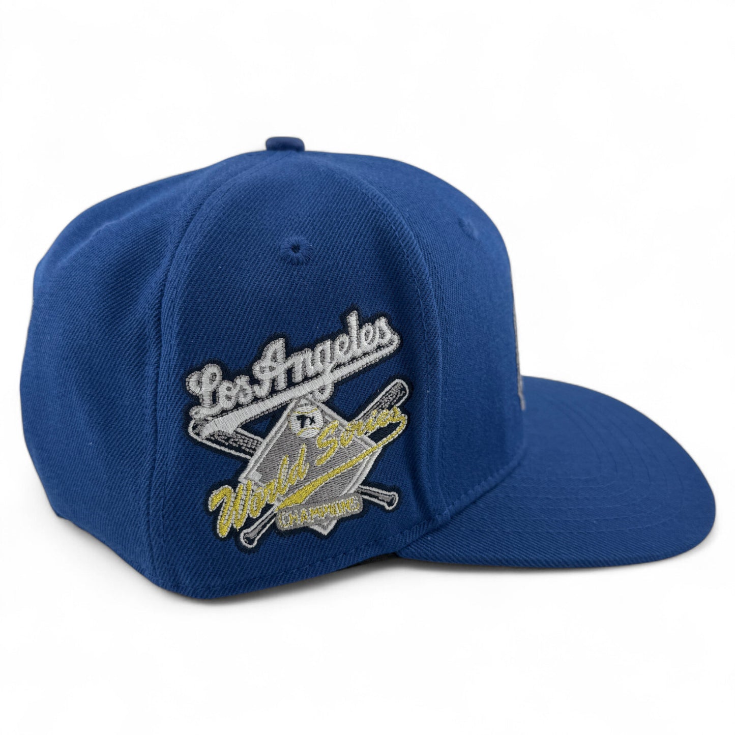 Pro Standard Los Angeles Dodgers Badge Logo World Series Adjustable Snapback Hat