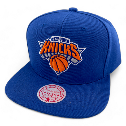 Mitchell & Ness New York Knicks NBA Core Basic Classic Logo Snapback Hat Cap