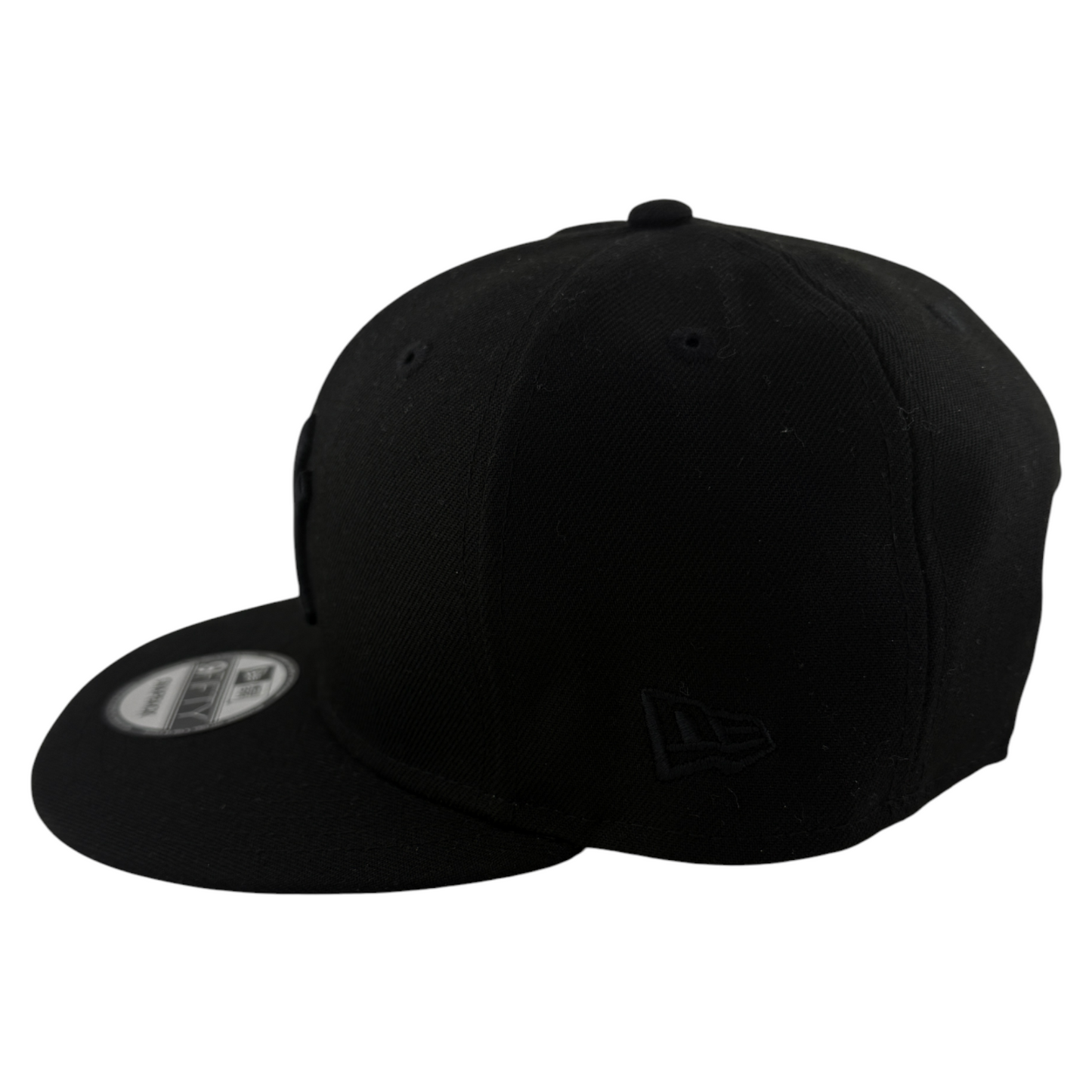 New Era New York Yankees MLB All Blacked Out 9FIFTY A-Frame Snapback Adjustable