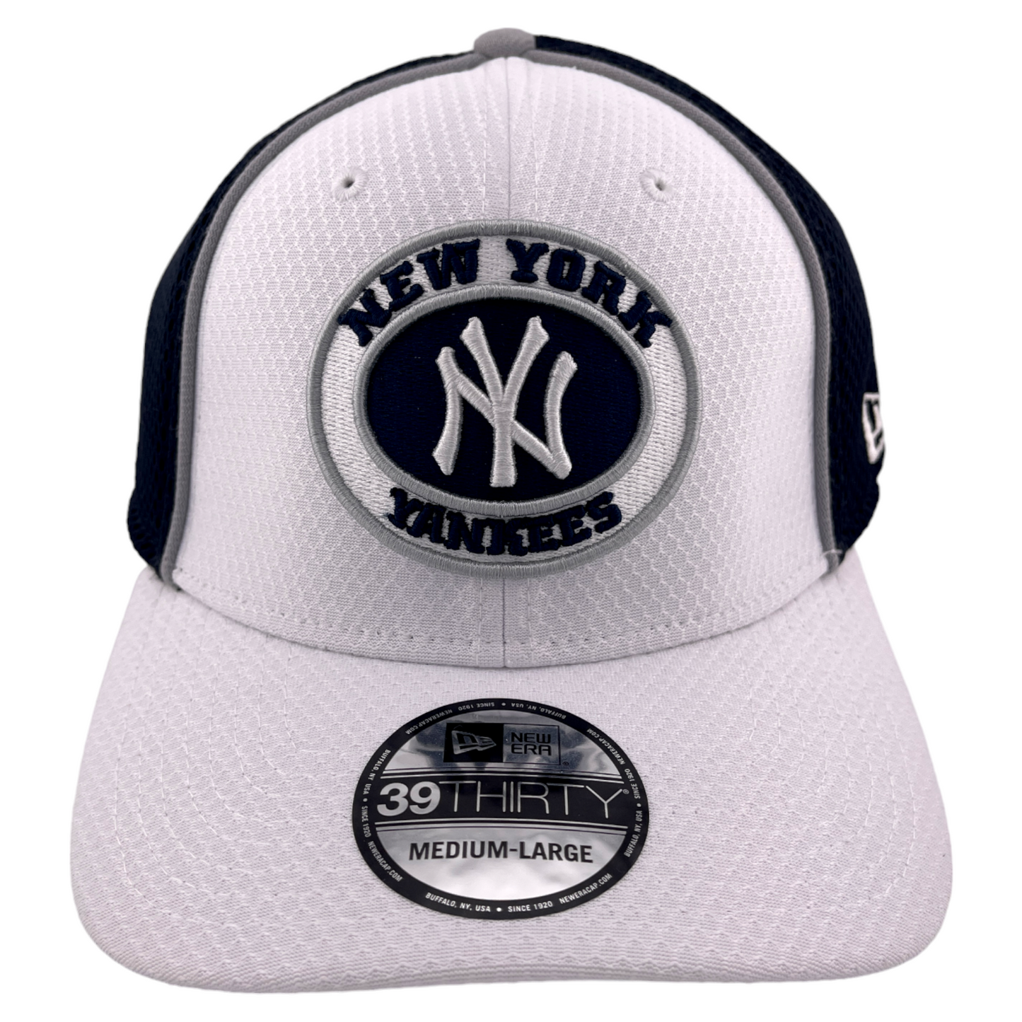 New Era New York Yankees MLB Neo Circle Patch White 39Thirty Stretch Fit Hat Cap