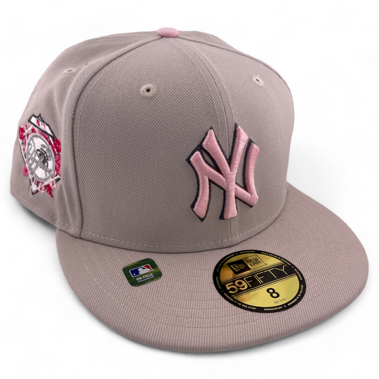 New Era New York Yankees MLB 2023 Mothers Day Pink Pack 59Fifty Fitted Hat Cap