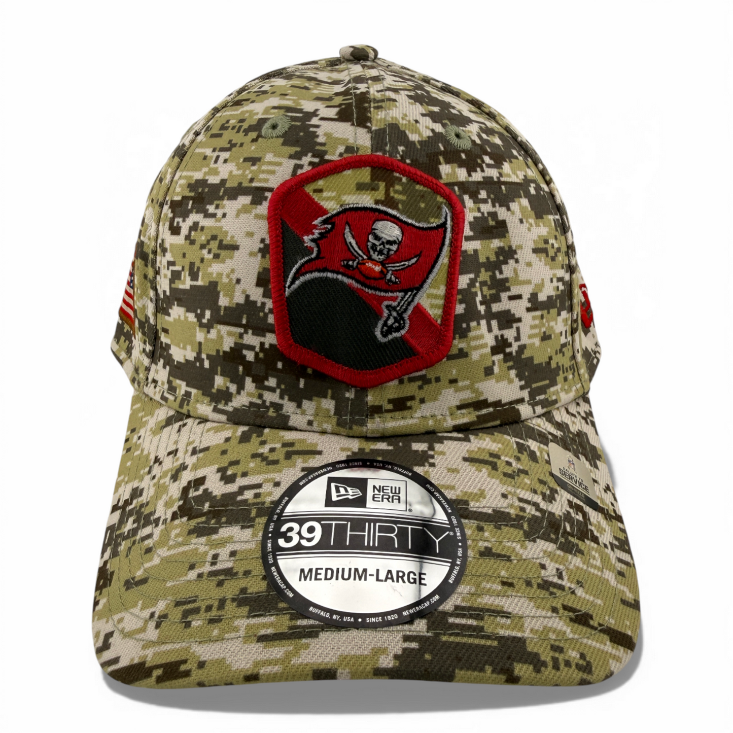 New Era Tampa Bay Buccaneers 2023 Salute to Service Camo NFL 39Thirty Flex Fit
