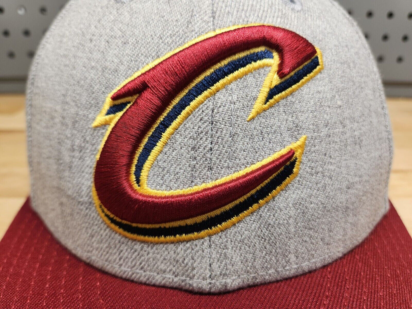 New Era Cleveland Cavaliers NBA Red Grey UV 59FIFTY Low Fitted Hat Cap