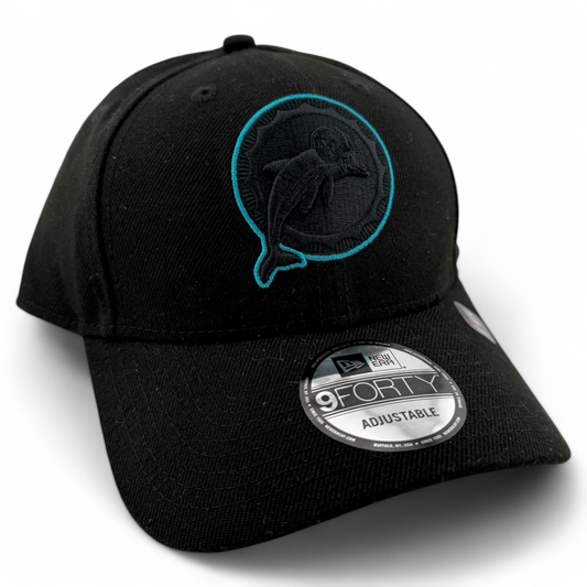 New Era Miami Dolphins NFL Throwback Logo Momentum 9Forty Adjustable Snapback