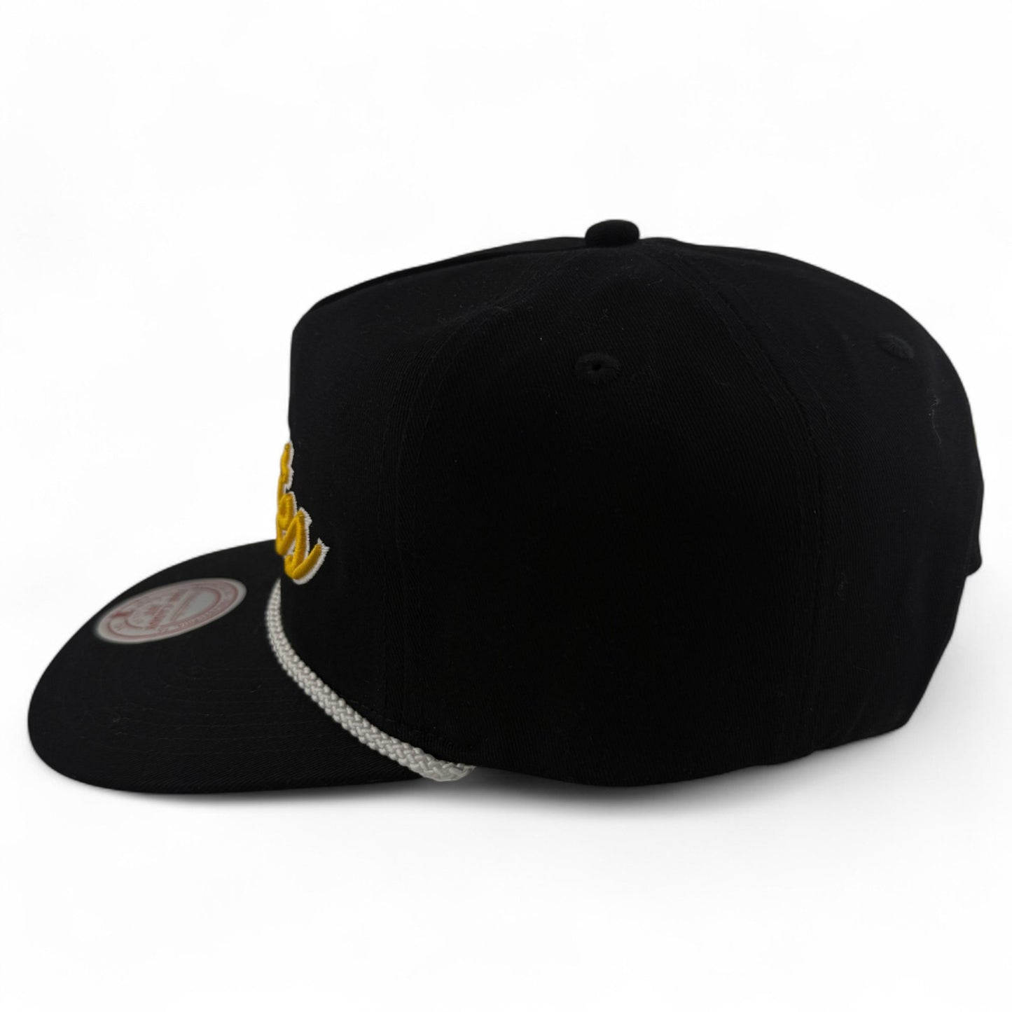 Mitchell & Ness Pittsburgh Pirates Script A-Frame Rope Golfer Caddy Fit Snapback