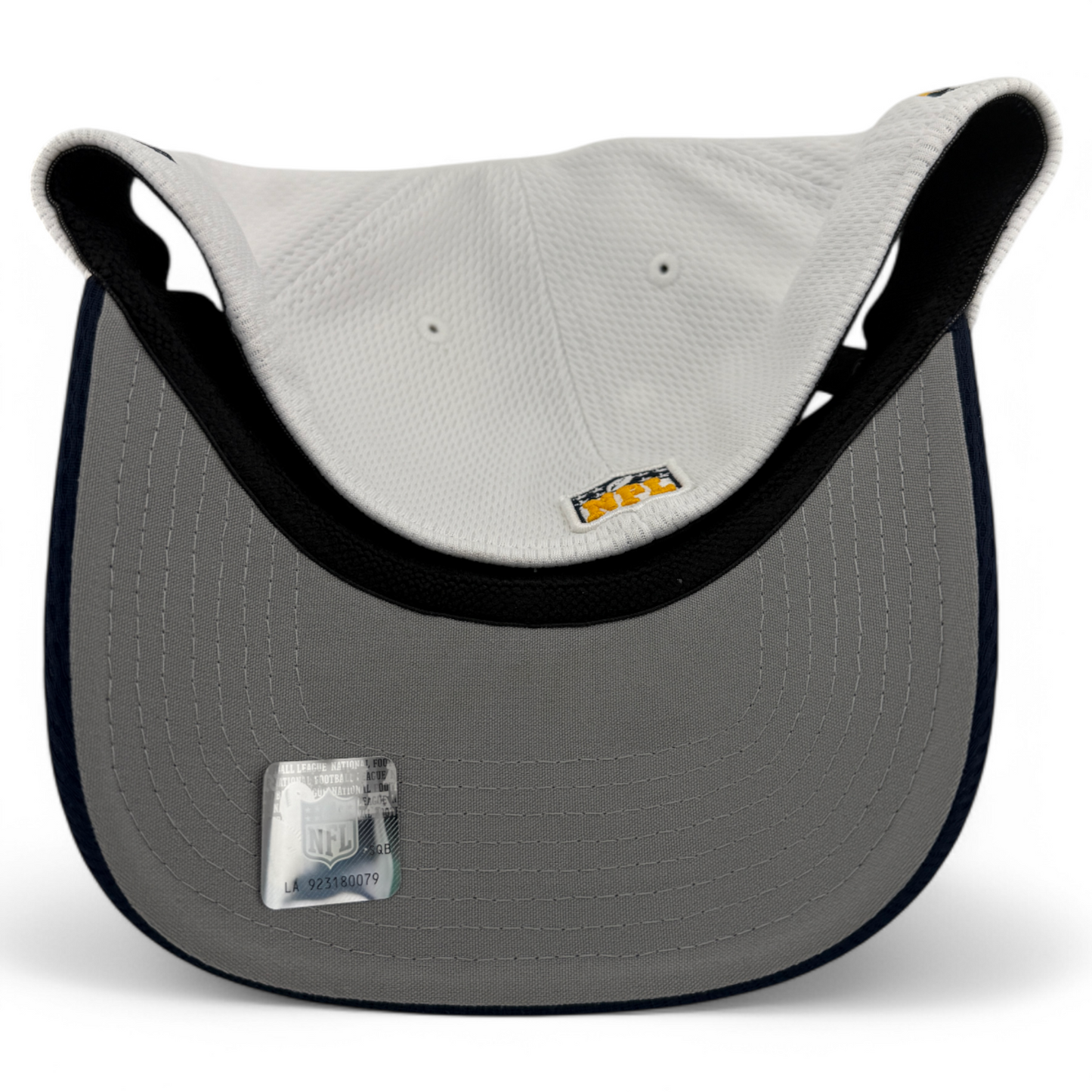New Era Los Angeles Chargers NFL 2023 Sideline Navy 39Thirty Flex Fit Hat Cap