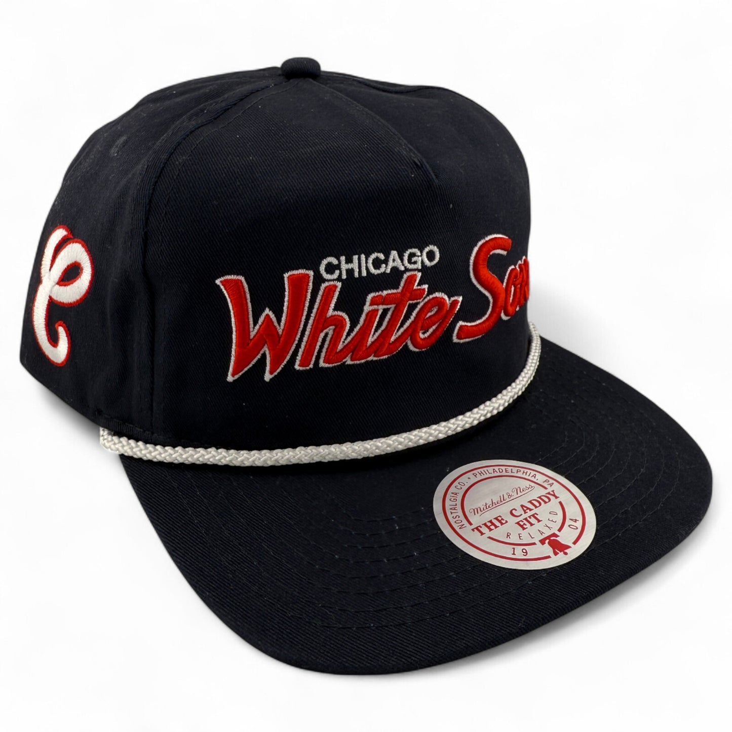 Mitchell & Ness Chicago White Sox Script A-Frame Rope Golfer Caddy Fit Snapback